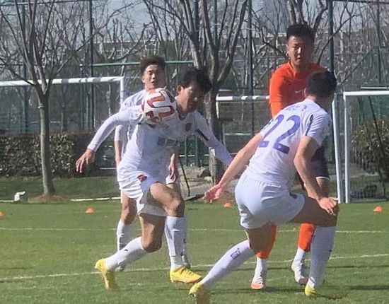亚洲一区二区三区网站